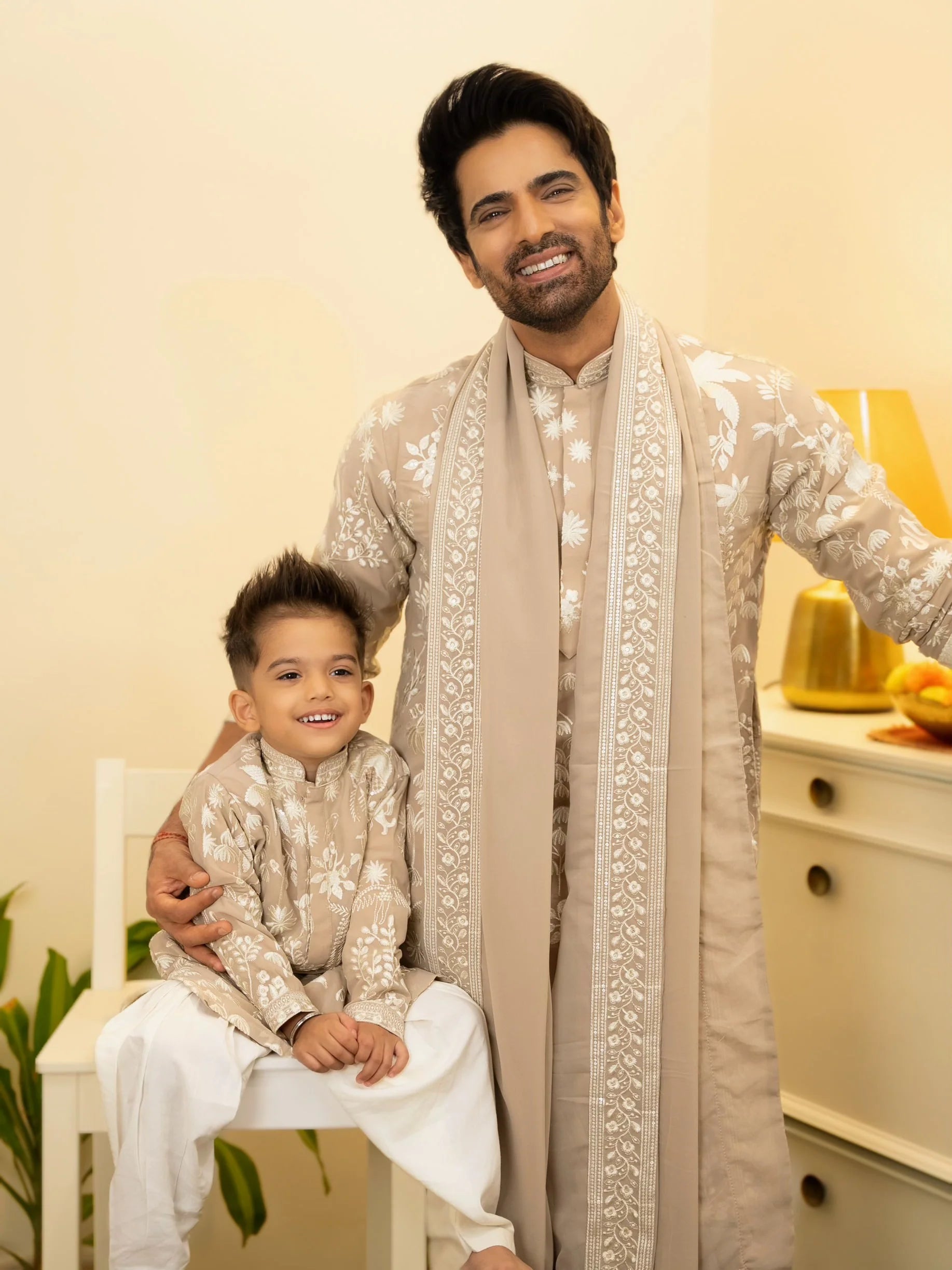 BEIGE KURTA SET WITH PANT AND DUPATTA