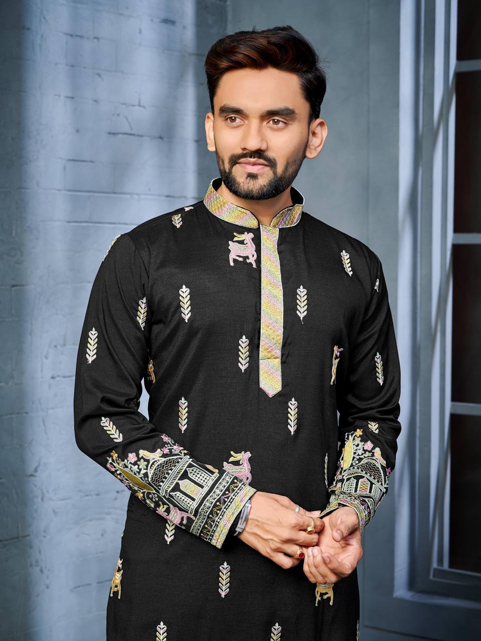 BLACK MULTI THREAD EMBROIDERY DEER PATTERN DAAMAN CONCEPT KURTA