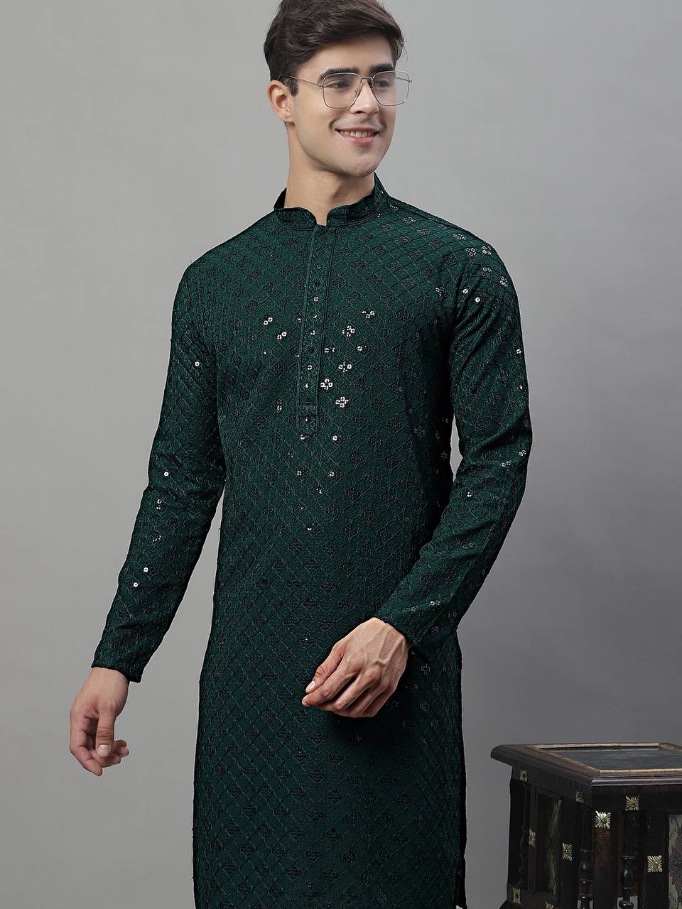 GREEN CHIKANKARI EMBROIDERED AND SEQUENCE KURTA WITH PAJAMA