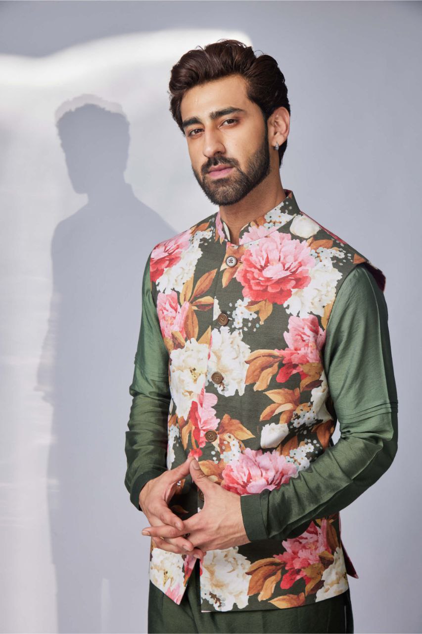 GREEN BUNDI ITALIAN COTTON PRINTED FLORAL AND OMBRE KURTA SET