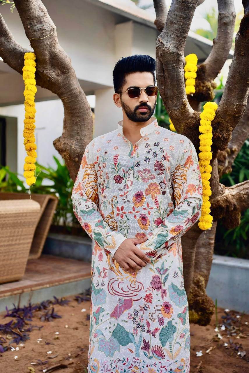 TRENDY WHITE FLORAL PRINTED AND SEQUINS WORK KURTA WITH PAJAMA SET FOR MEN M / Cotton